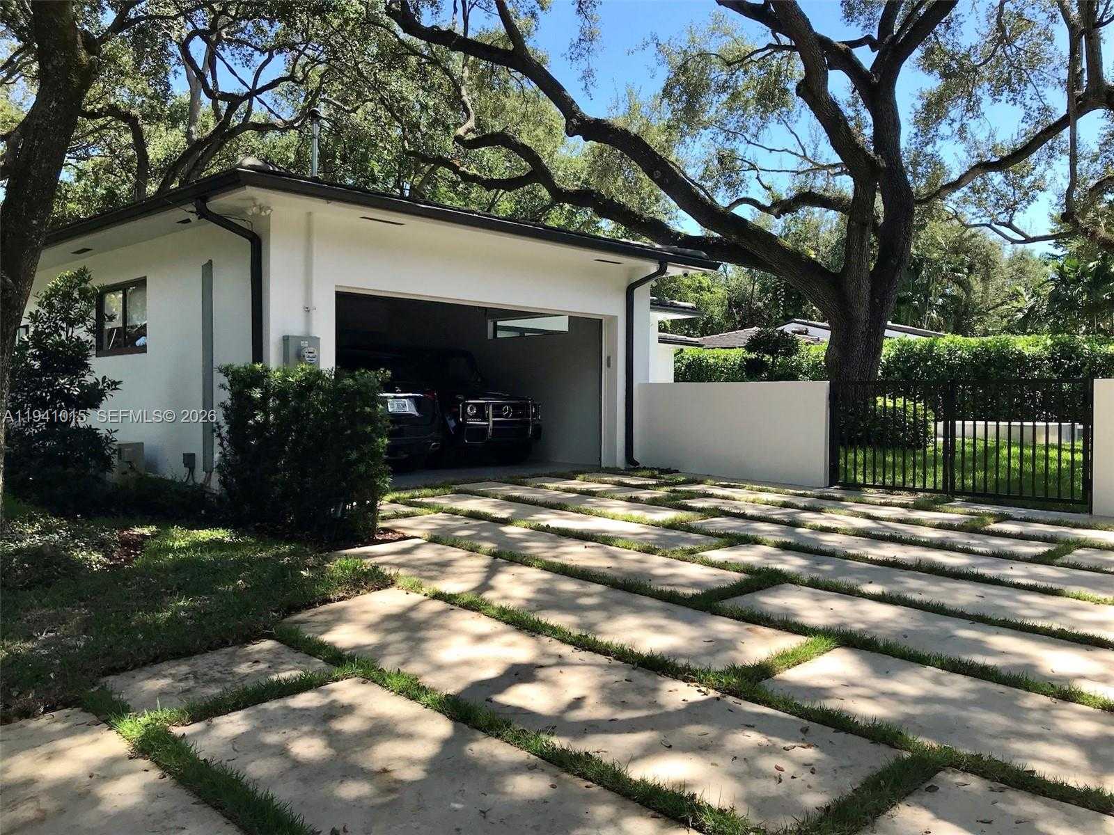 Small Image of 2602 SAN DOMINGO STREET, Coral Gables Number 18
