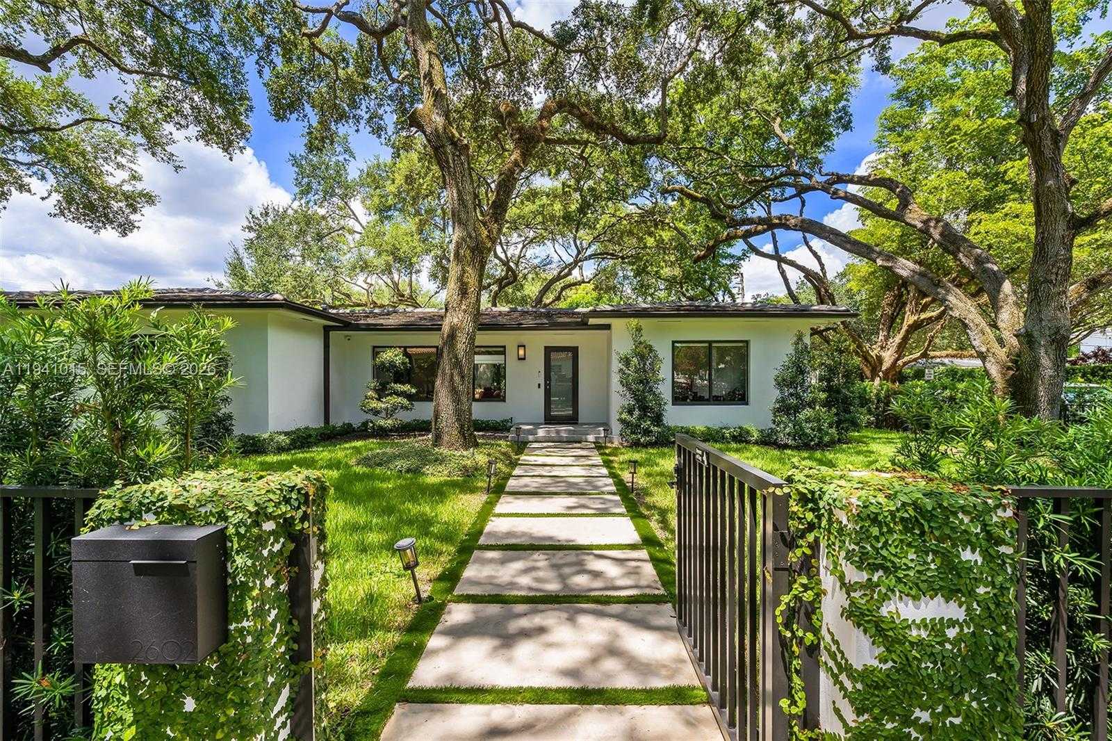 Small Image of 2602 SAN DOMINGO STREET, Coral Gables Number 2