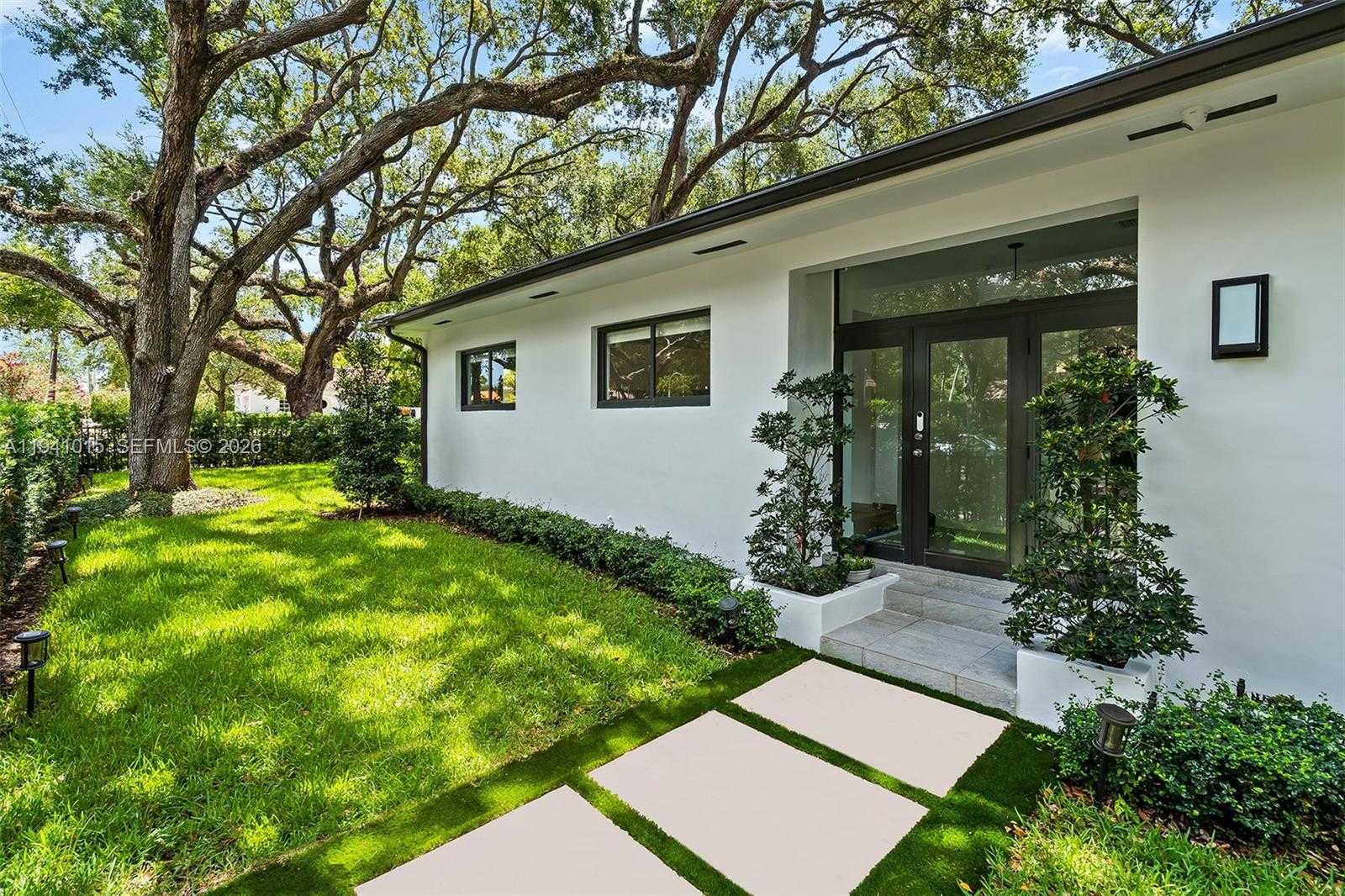Small Image of 2602 SAN DOMINGO STREET, Coral Gables Number 3
