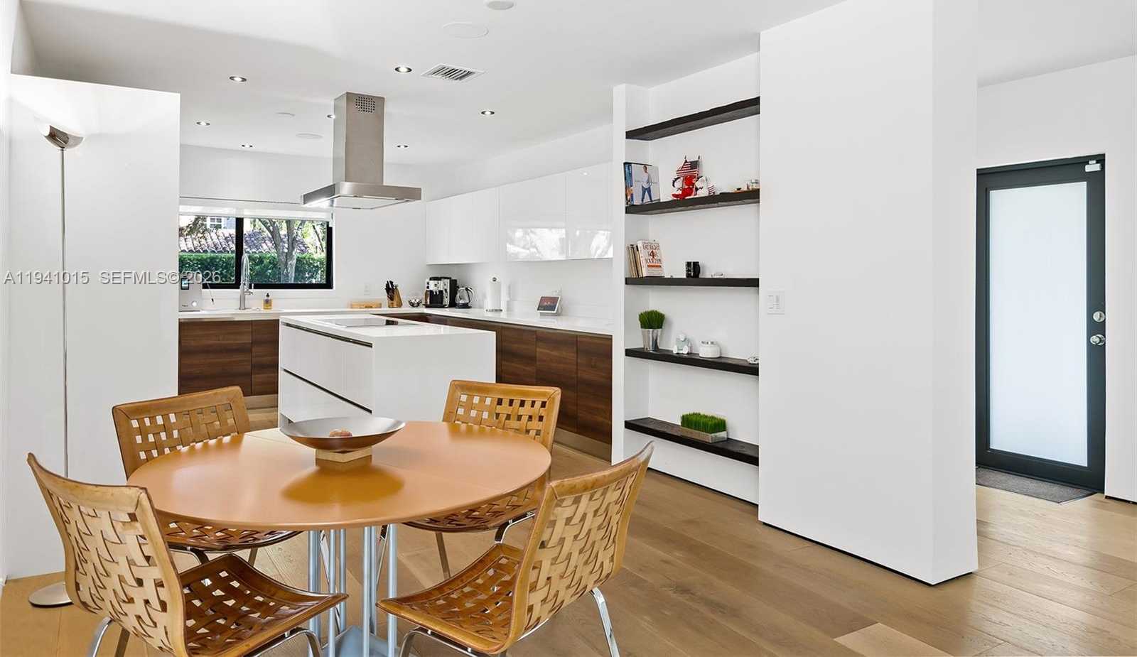 Small Image of 2602 SAN DOMINGO STREET, Coral Gables Number 8