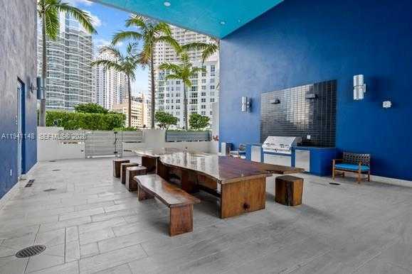 Small Image of 1300 BRICKELL BAY DR, Miami Number 17