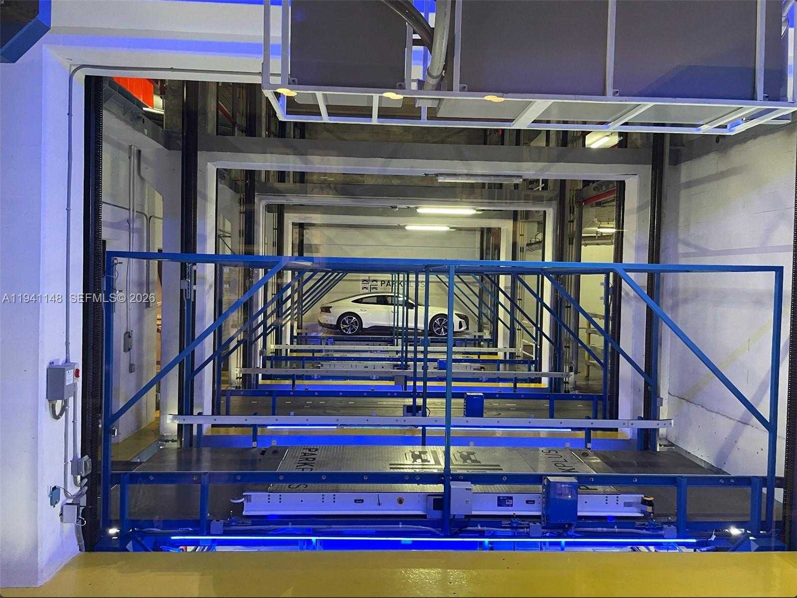 Small Image of 1300 BRICKELL BAY DR, Miami Number 29