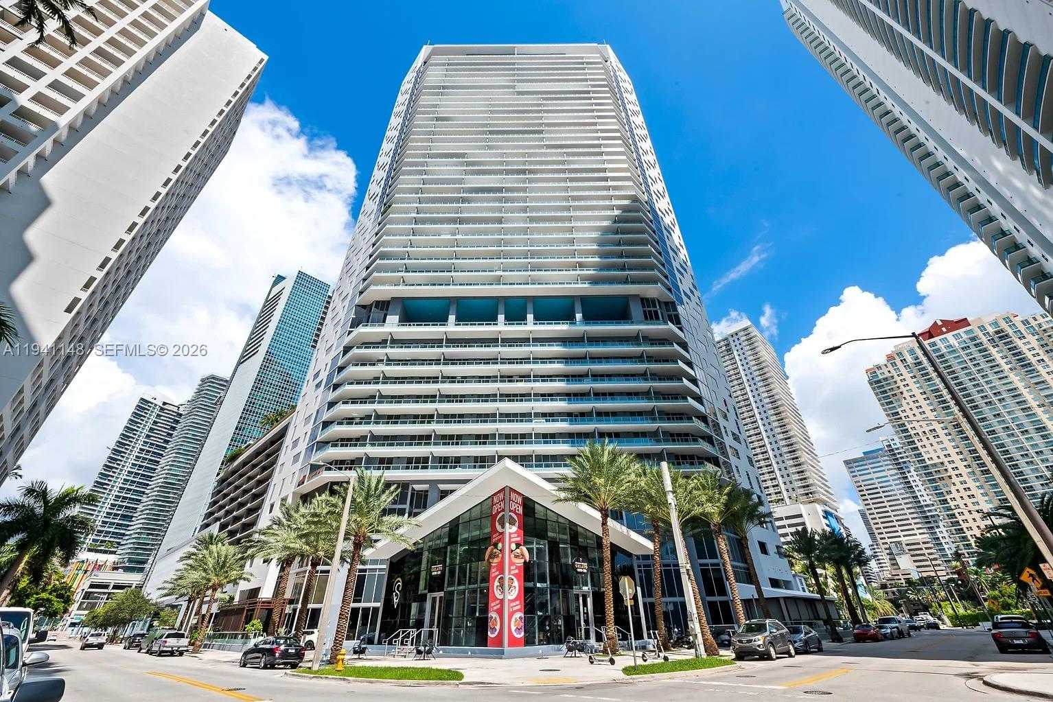 Small Image of 1300 BRICKELL BAY DR, Miami Number 31