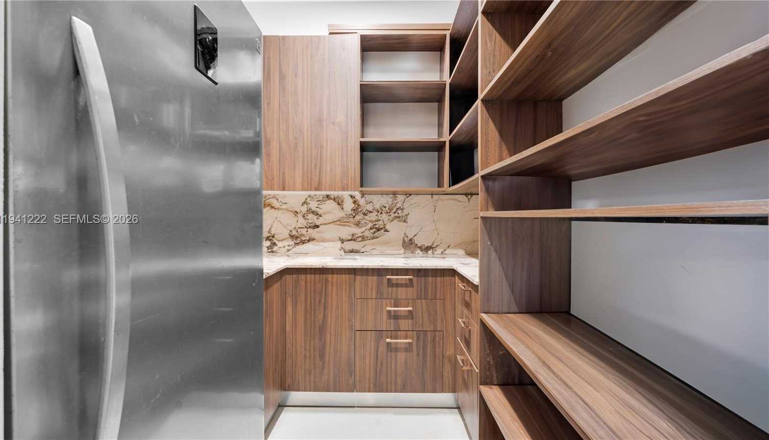 Small Image of 19600 NORTH EAST 26TH AVE, Miami Number 30