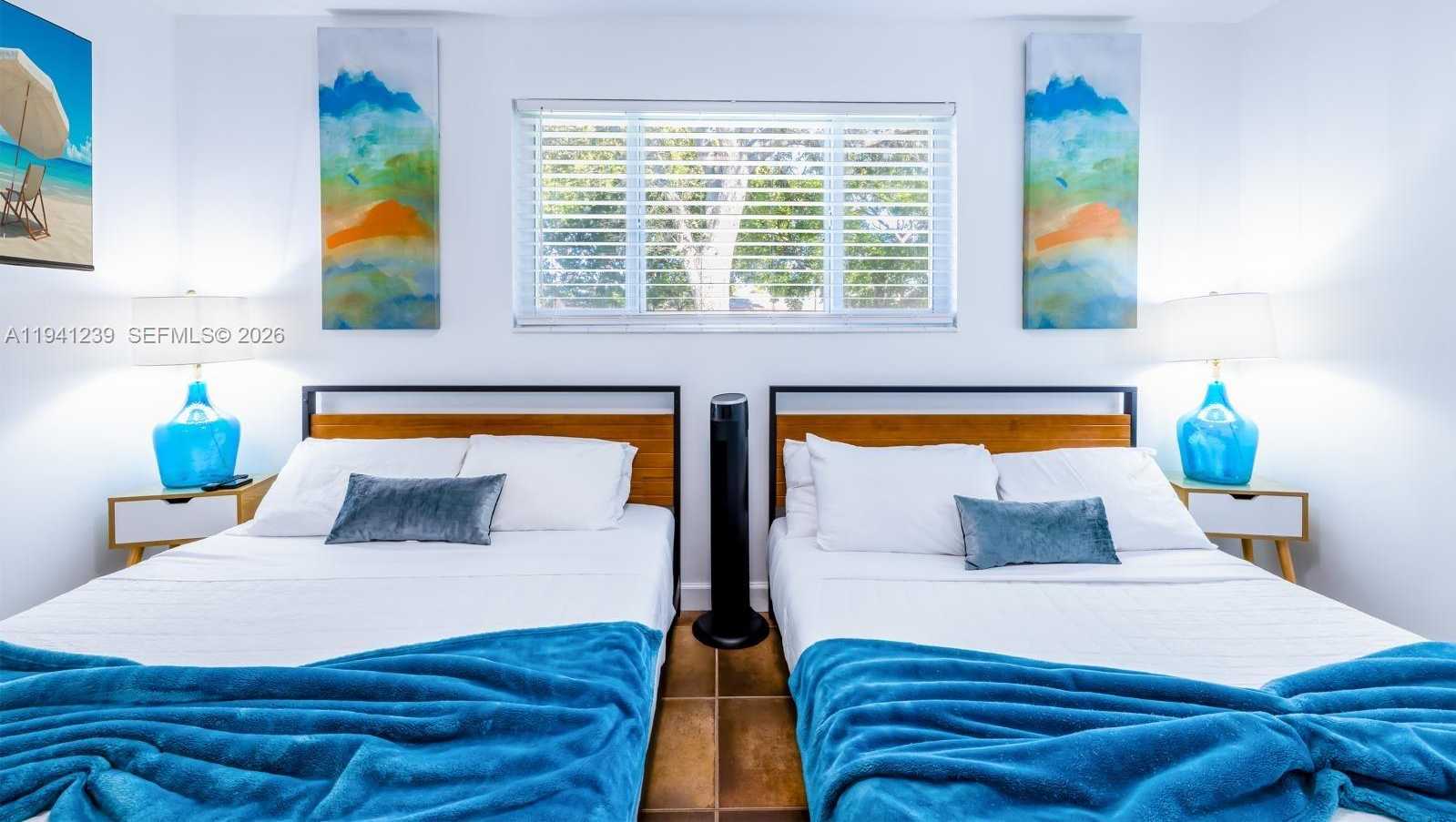 Small Image of 312 NORTH LUNA CT, Hollywood Number 15