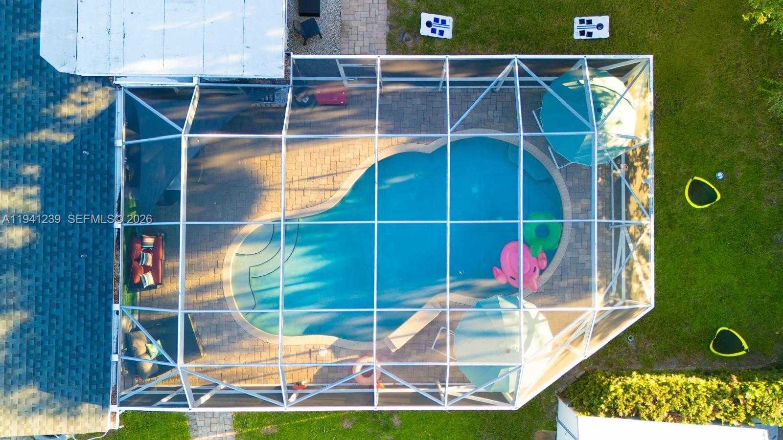 Small Image of 312 NORTH LUNA CT, Hollywood Number 60