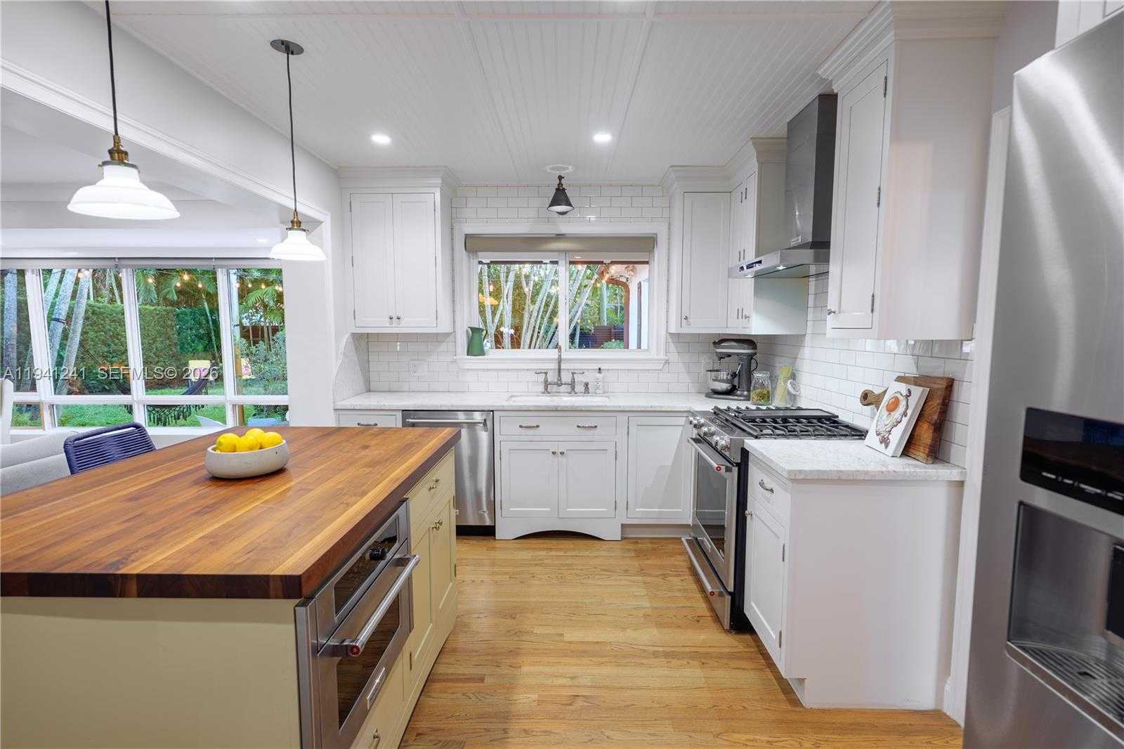 Small Image of 70 NORTH EAST 92ND ST, Miami Shores Number 12