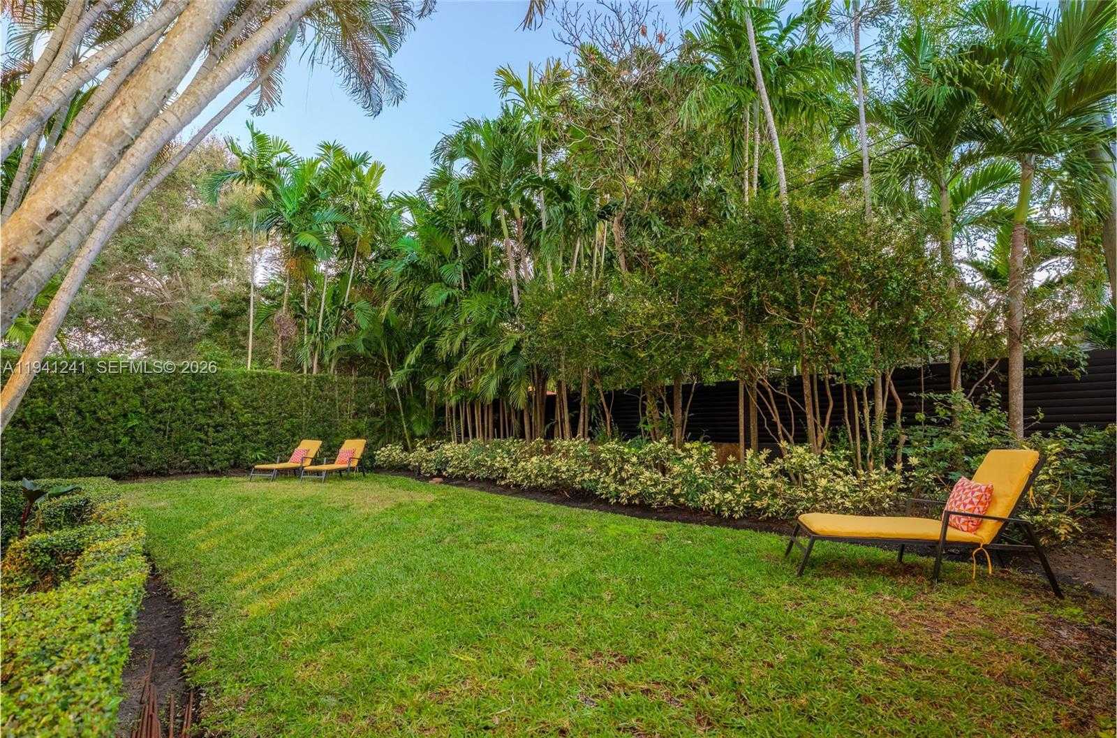 Small Image of 70 NORTH EAST 92ND ST, Miami Shores Number 2