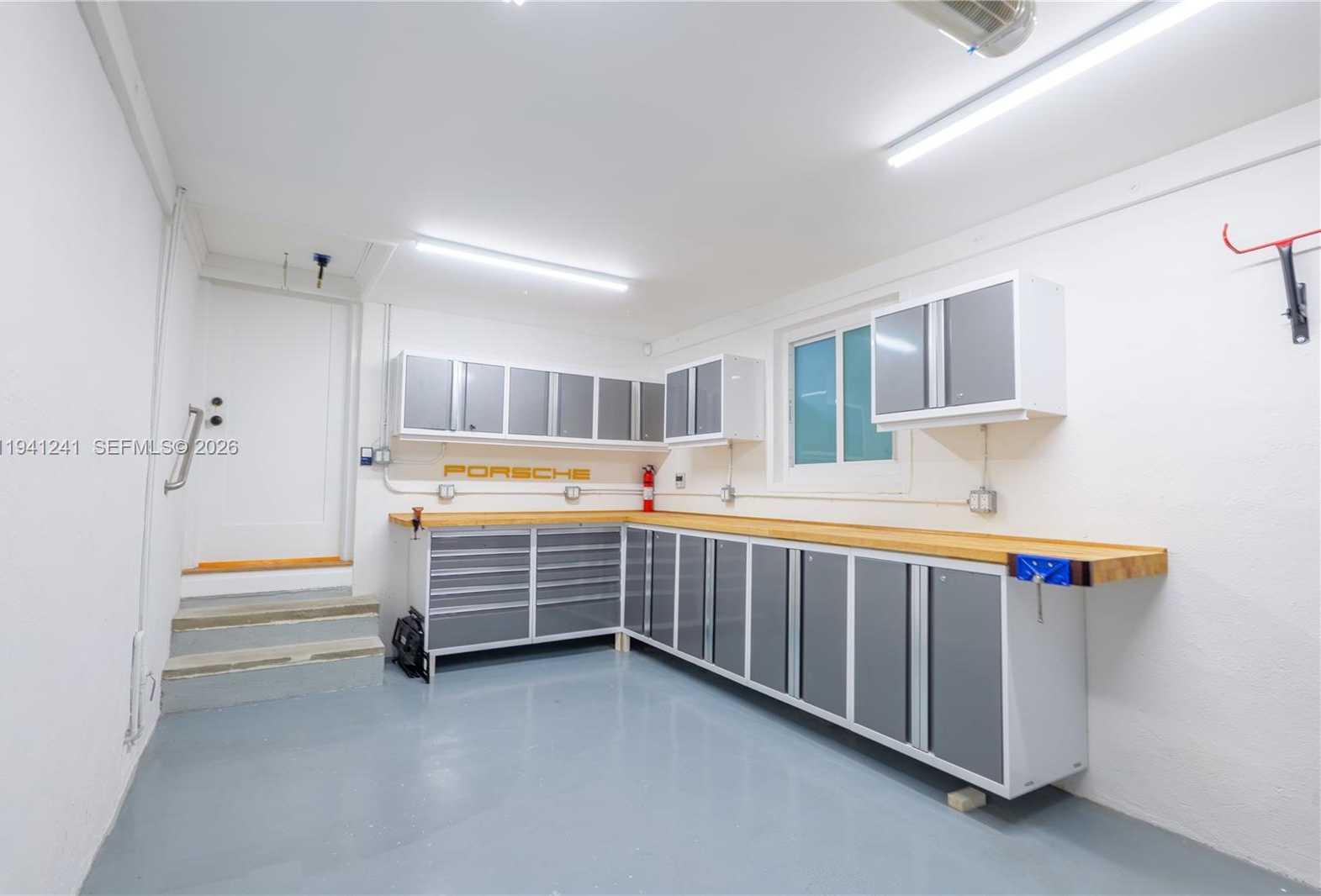 Small Image of 70 NORTH EAST 92ND ST, Miami Shores Number 32