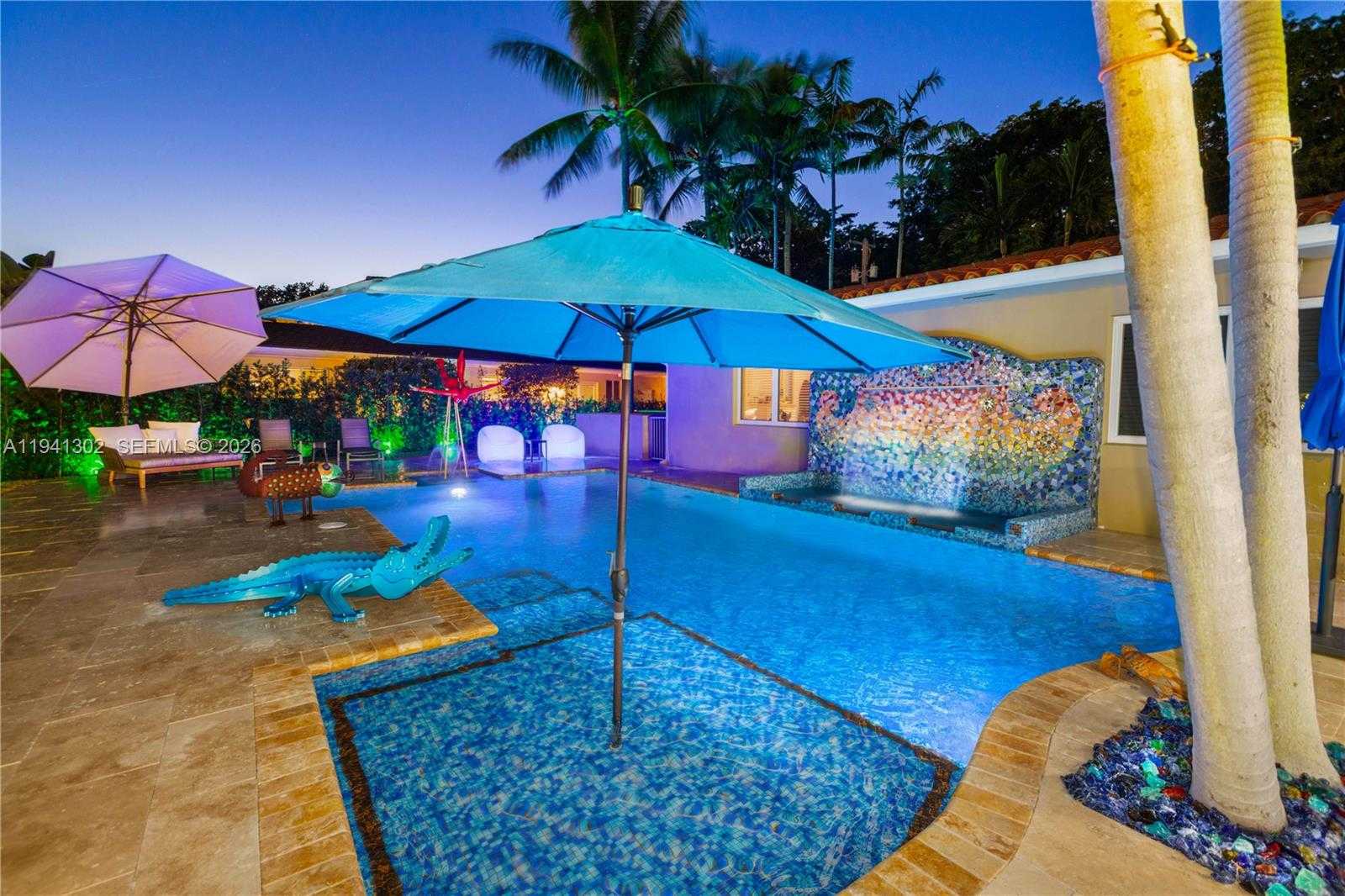 Small Image of 5343 ORDUNA DR, Coral Gables Number 73