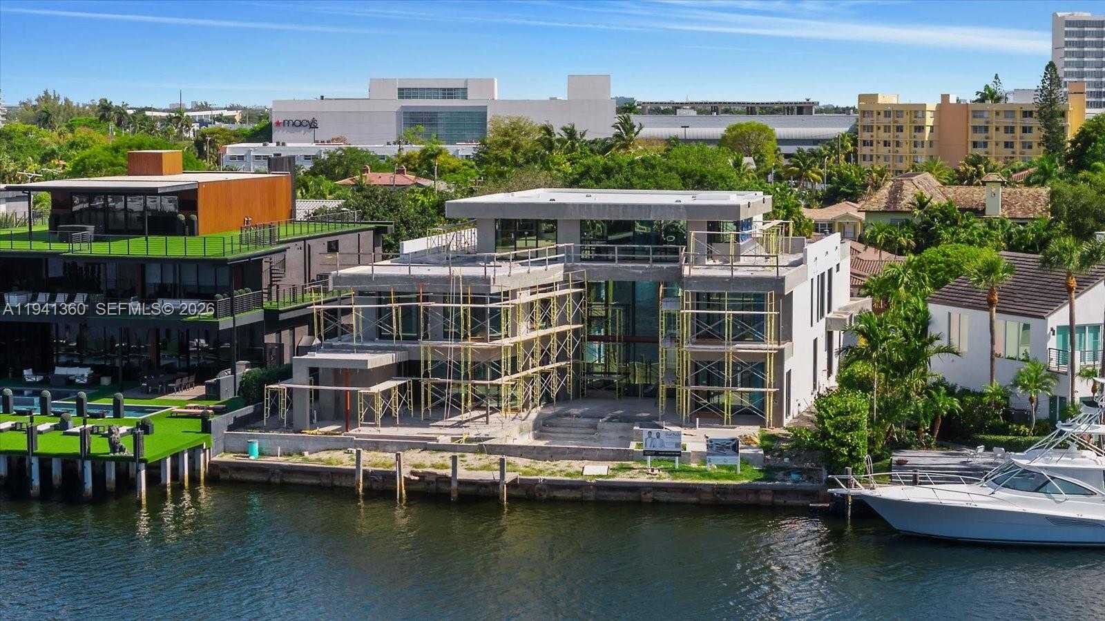 Small Image of 725 MIDDLE RIVER DR, Fort Lauderdale Number 5