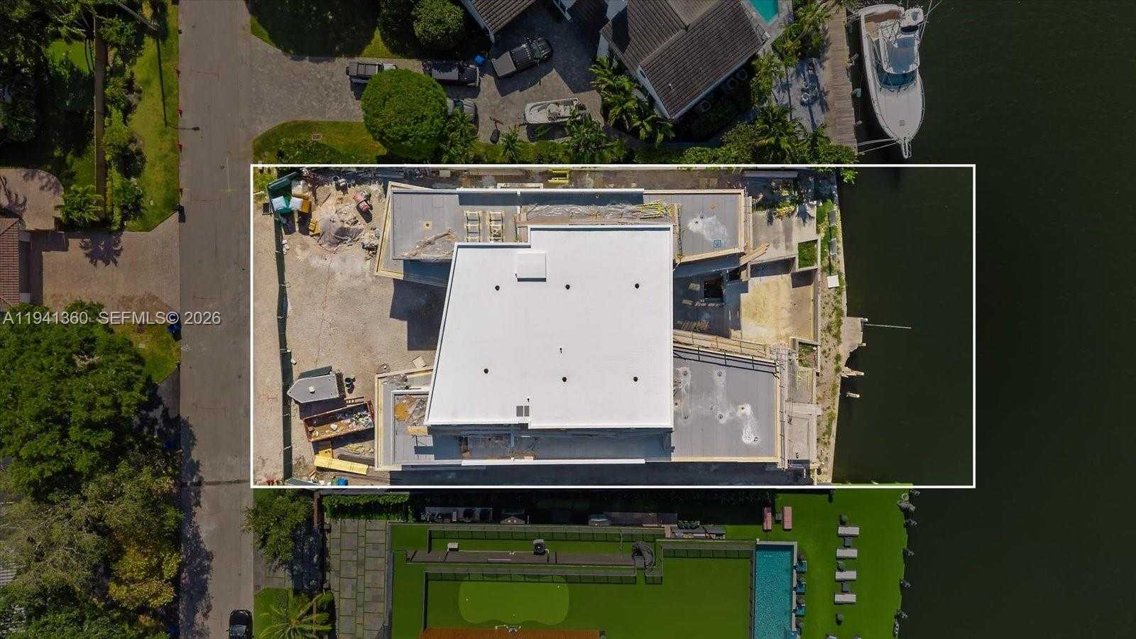 Small Image of 725 MIDDLE RIVER DR, Fort Lauderdale Number 6