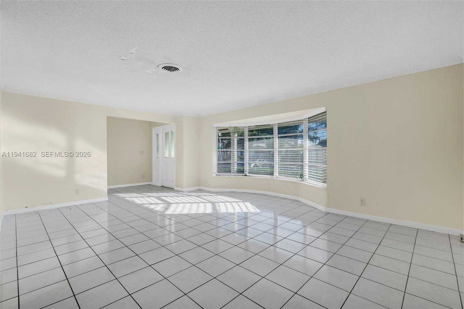 Small Image of 5561 NORTH EAST 26TH AVE, Fort Lauderdale Number 11