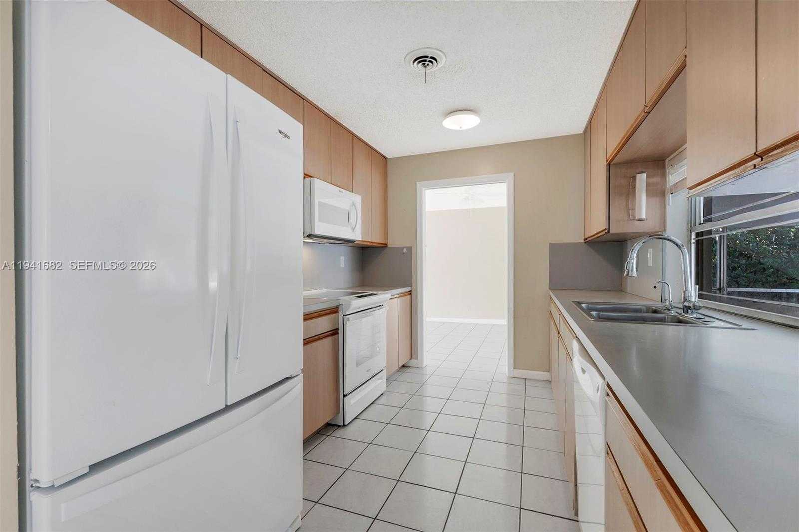 Small Image of 5561 NORTH EAST 26TH AVE, Fort Lauderdale Number 21