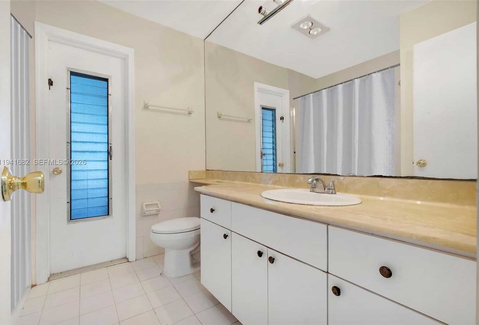 Small Image of 5561 NORTH EAST 26TH AVE, Fort Lauderdale Number 32