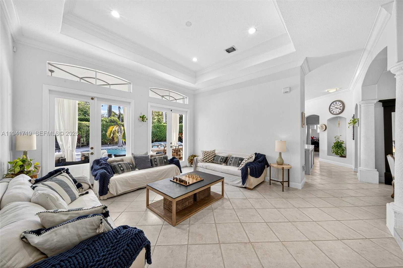 Small Image of 12530 SOUTH WEST 96TH CT, Miami Number 11