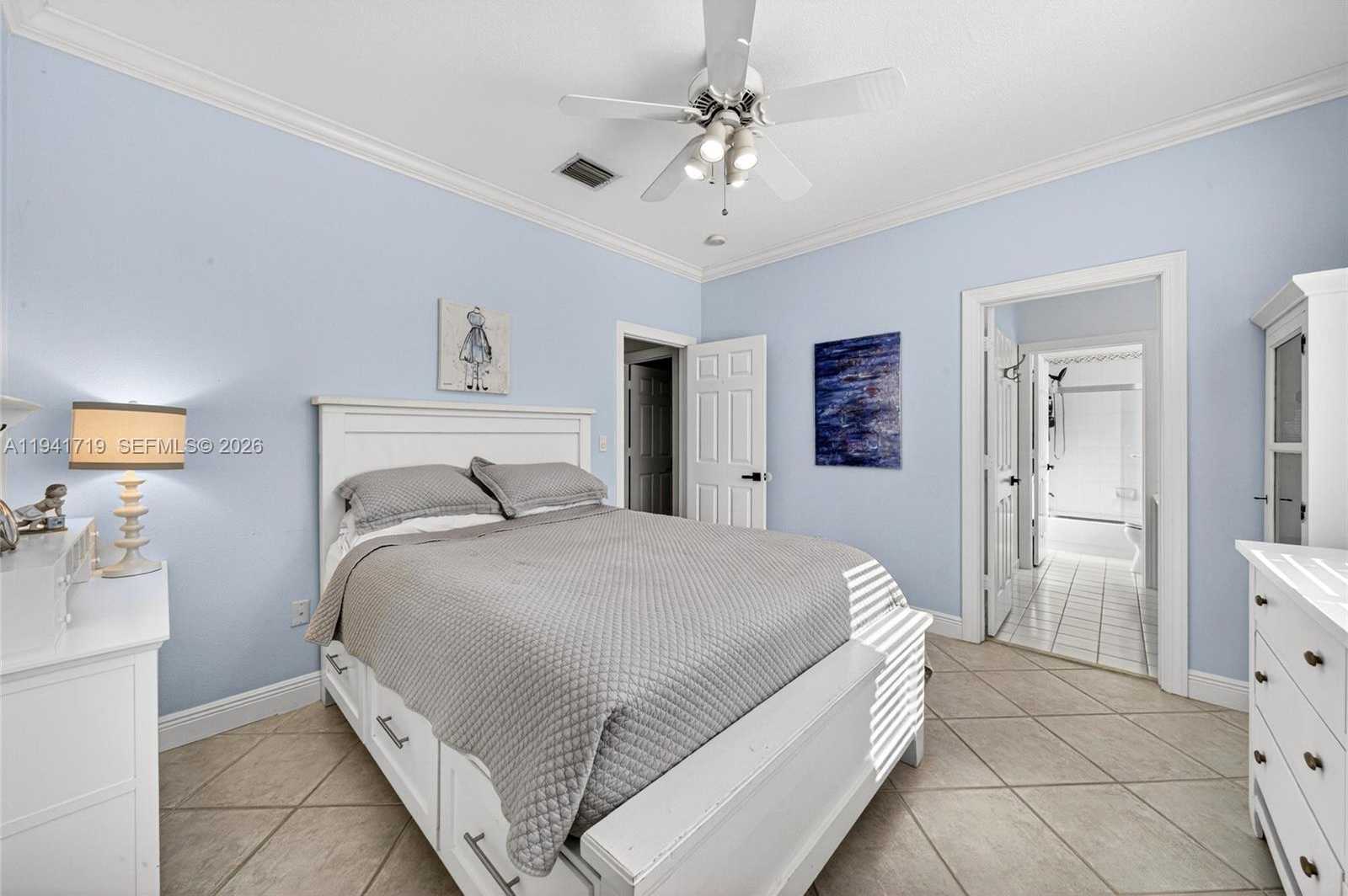 Small Image of 12530 SOUTH WEST 96TH CT, Miami Number 50