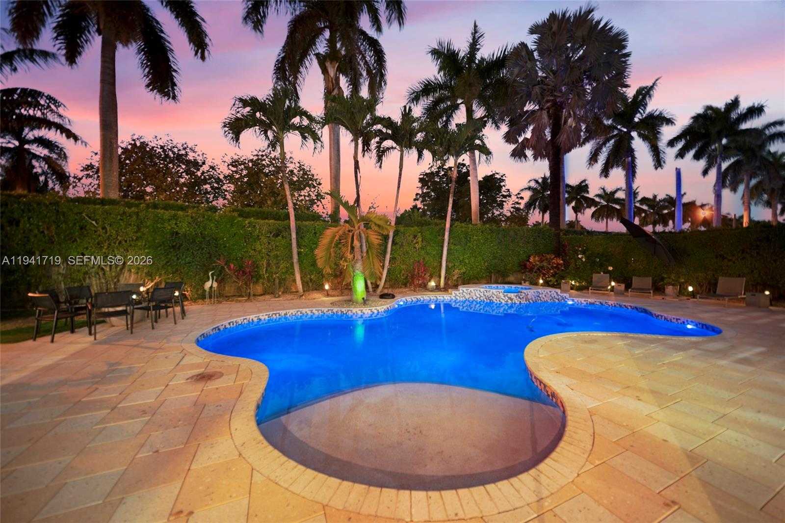 Small Image of 12530 SOUTH WEST 96TH CT, Miami Number 61