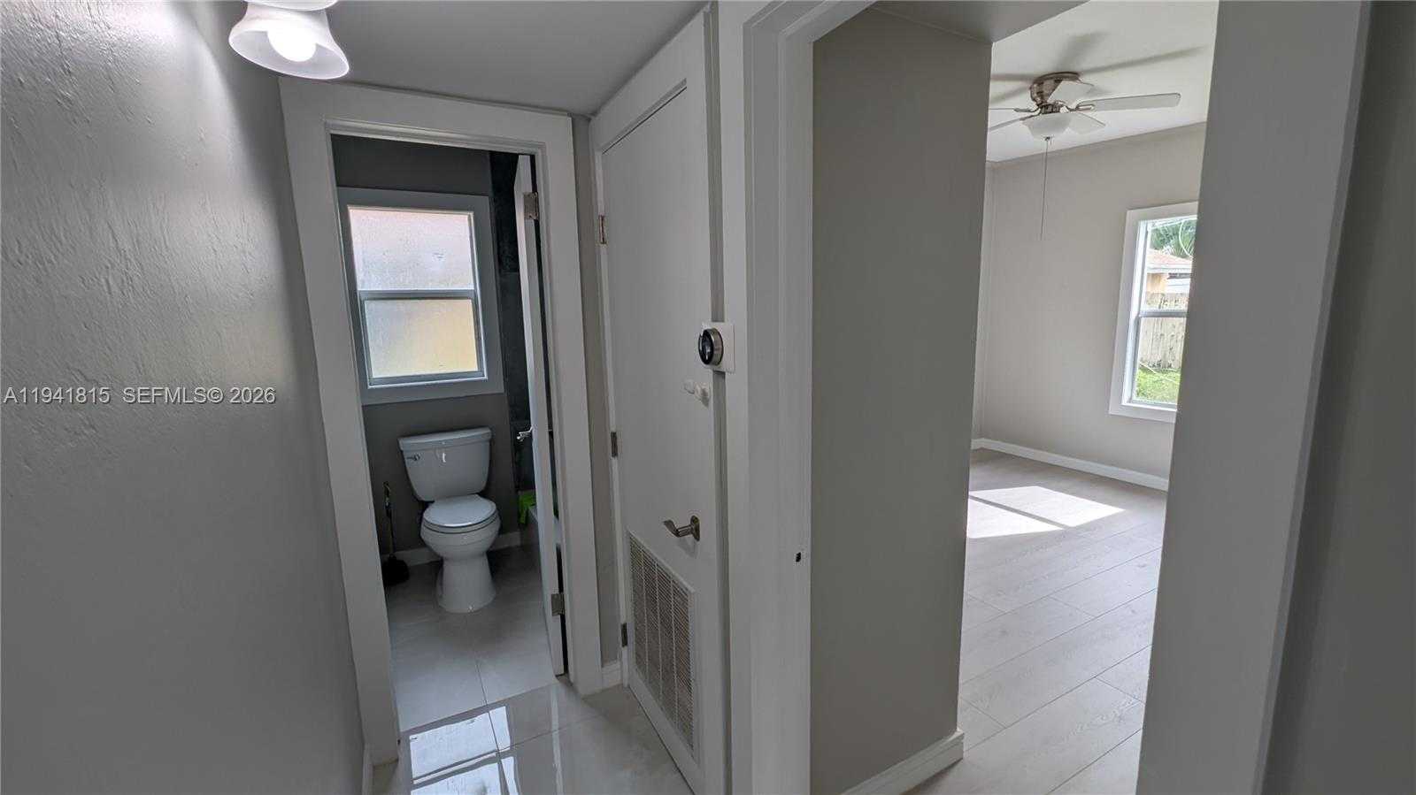 Small Image of 1650 JACKSON ST, Hollywood Number 10