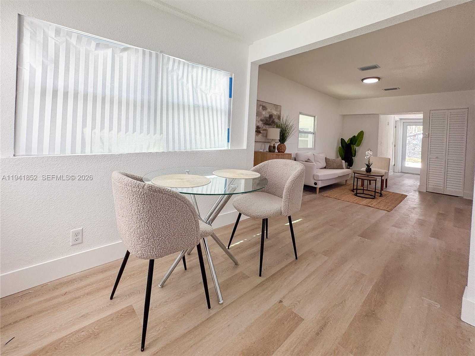 Small Image of 953 NORTH EAST 37TH ST, Oakland Park Number 4