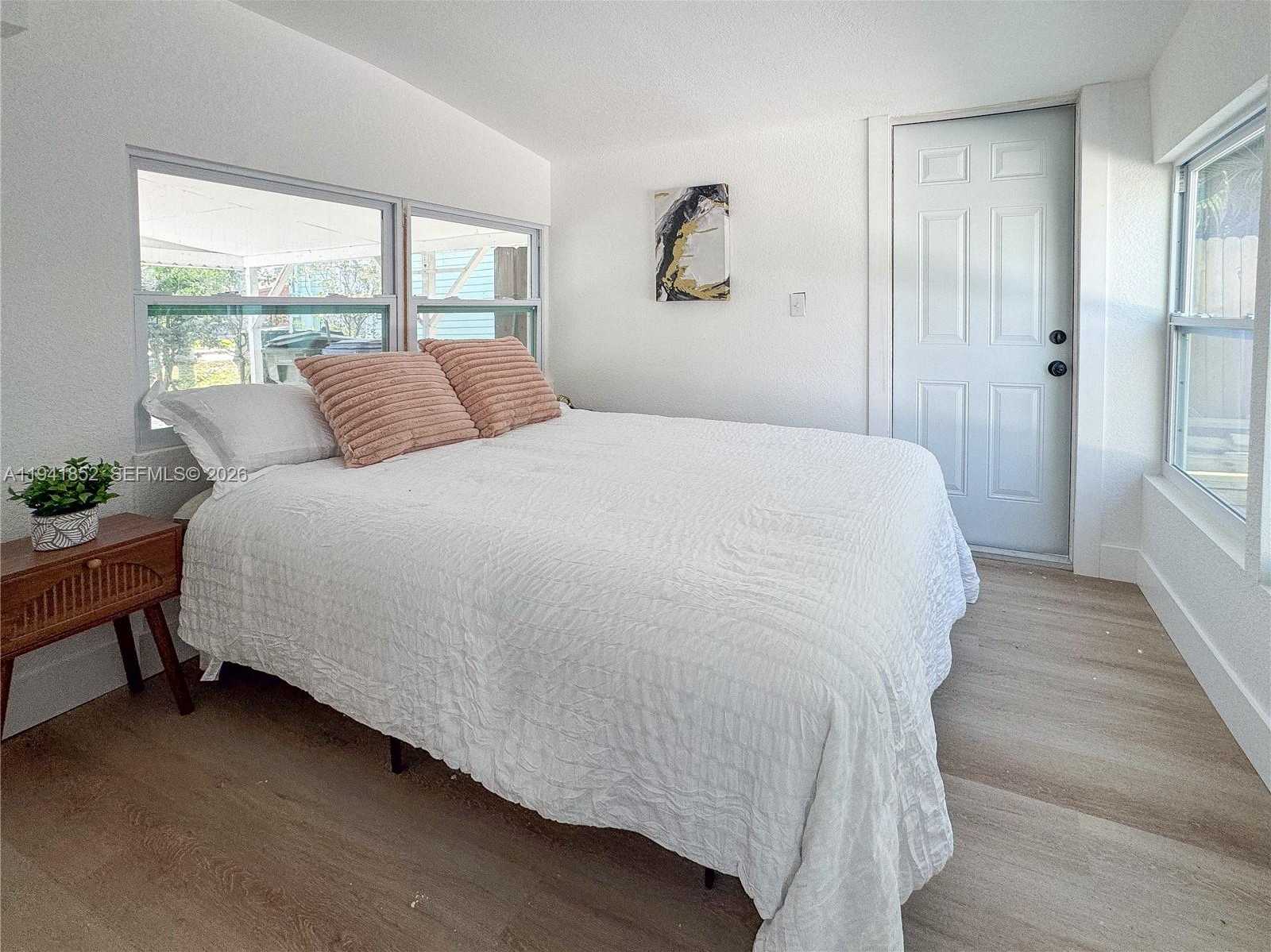 Small Image of 953 NORTH EAST 37TH ST, Oakland Park Number 7