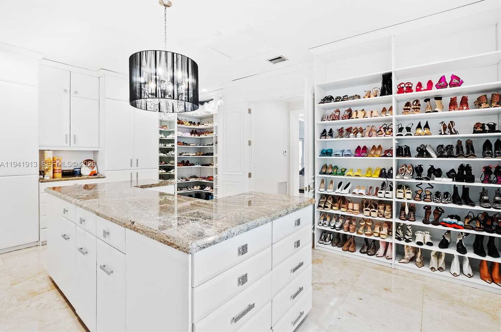 Small Image of 5901 ROLLING ROAD DR, Pinecrest Number 26