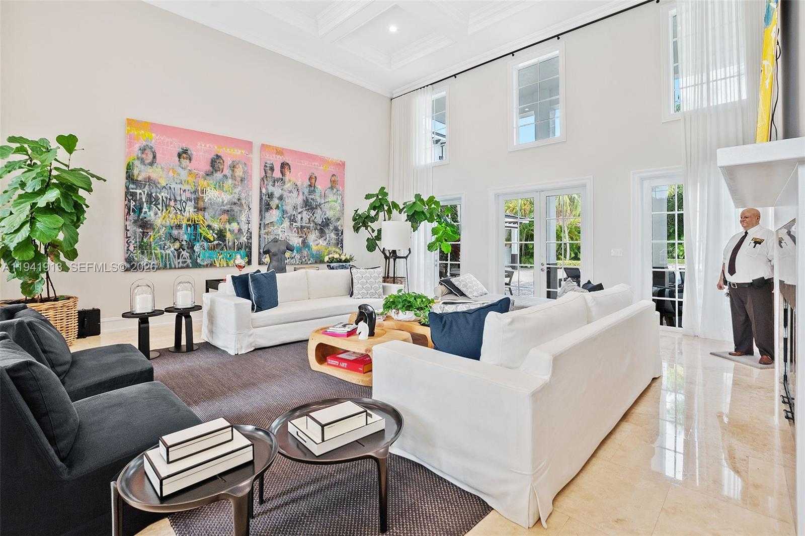 Small Image of 5901 ROLLING ROAD DR, Pinecrest Number 6