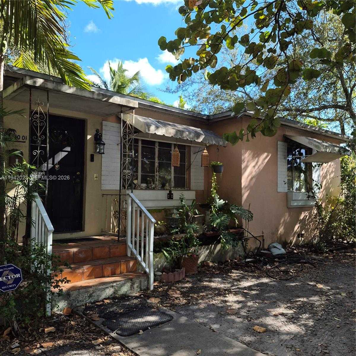 Small Image of 1001 NORTH WEST 37TH AVE, Miami Number 1