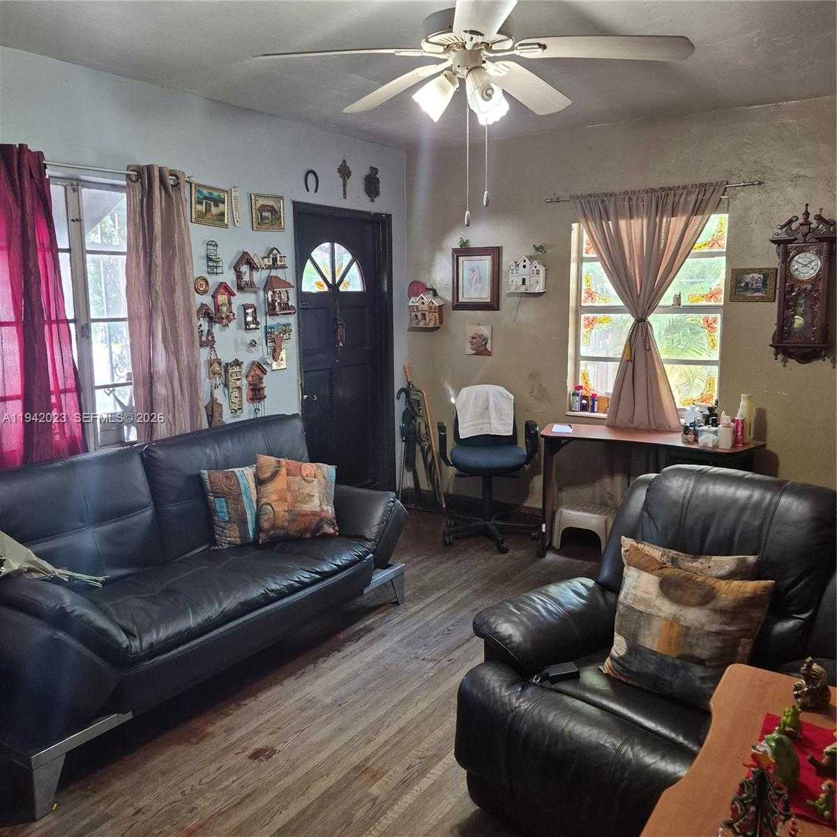 Small Image of 1001 NORTH WEST 37TH AVE, Miami Number 3