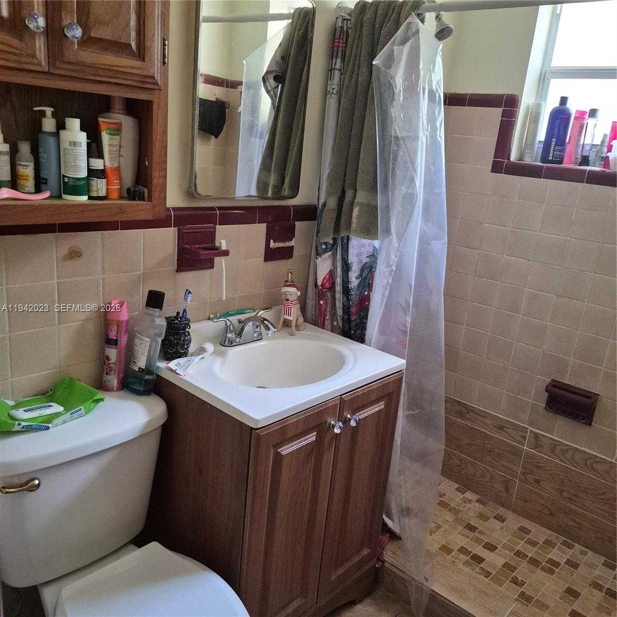 Small Image of 1001 NORTH WEST 37TH AVE, Miami Number 9