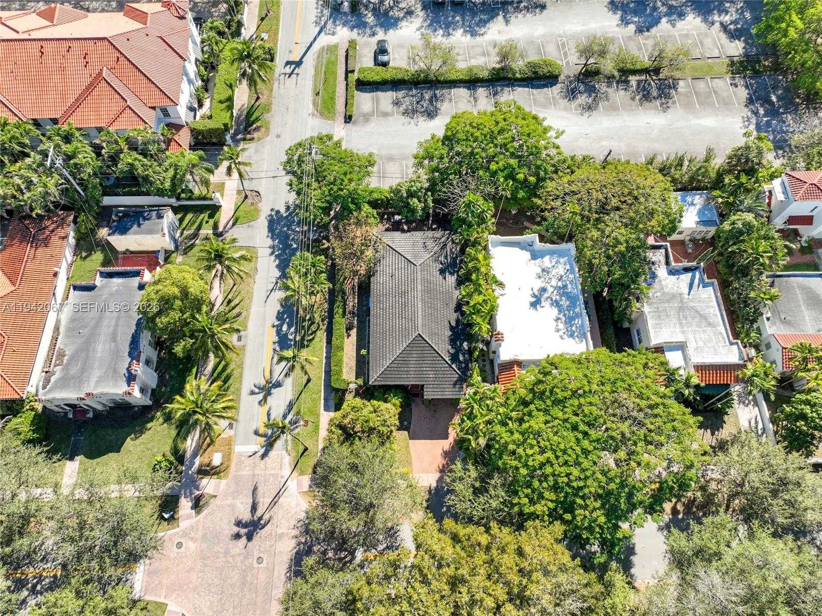 Small Image of 500 ARAGON AVE, Coral Gables Number 16