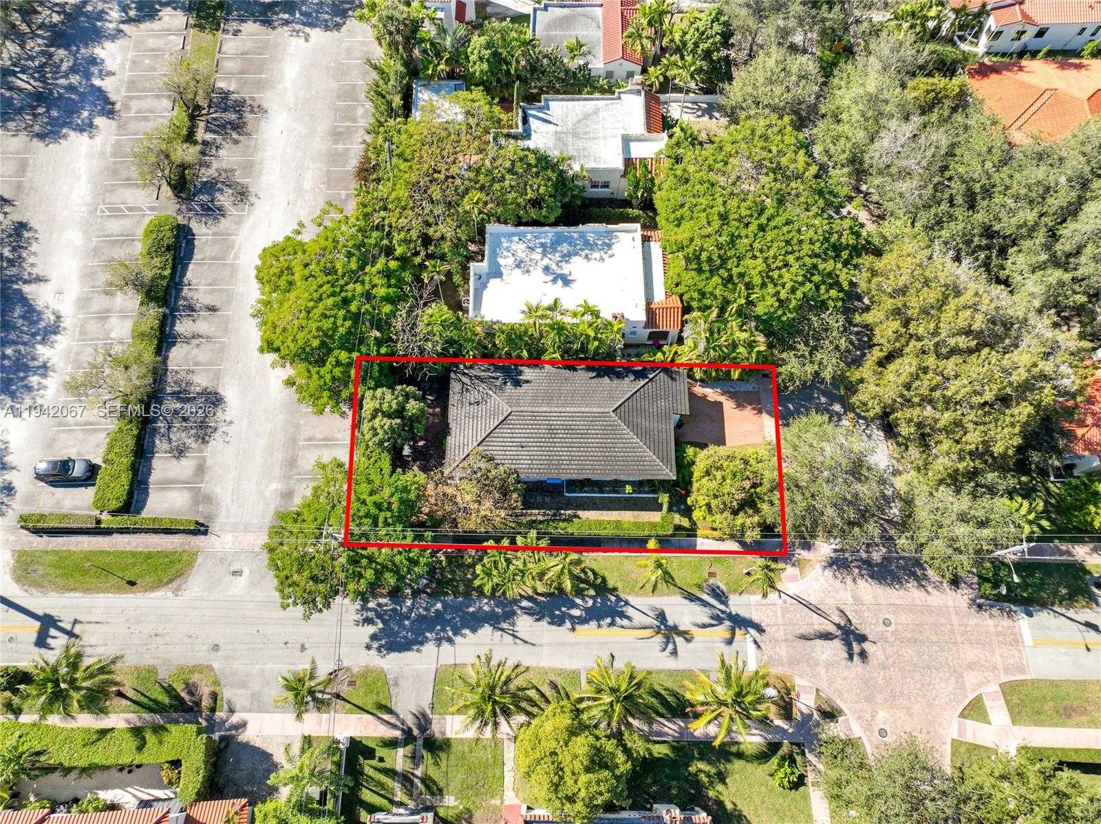 Small Image of 500 ARAGON AVE, Coral Gables Number 19