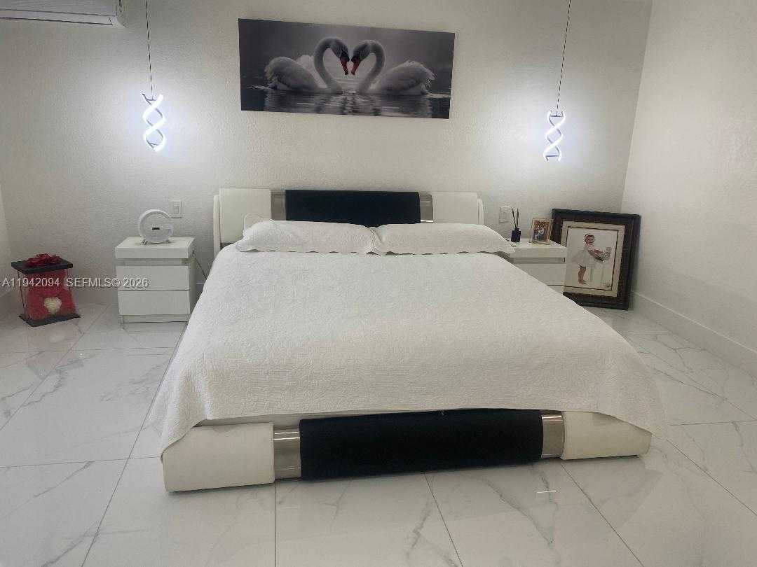 Small Image of 17075 SOUTH WEST 145TH AVE, Miami Number 10