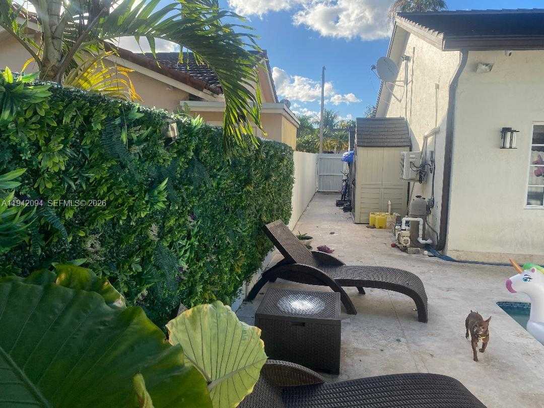 Small Image of 17075 SOUTH WEST 145TH AVE, Miami Number 15