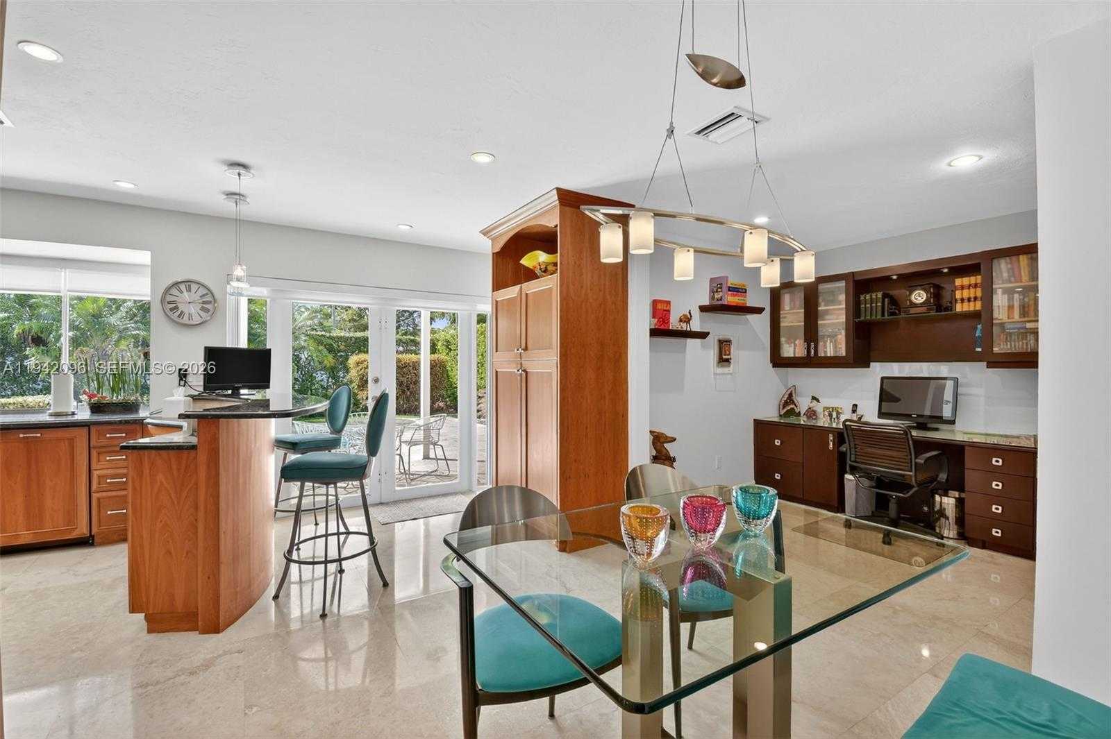 Small Image of 20610 NORTH EAST 22ND CT, Miami Number 17