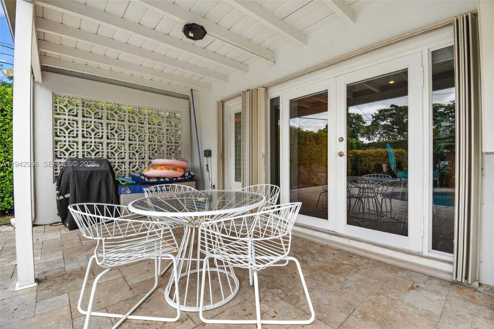 Small Image of 20610 NORTH EAST 22ND CT, Miami Number 38