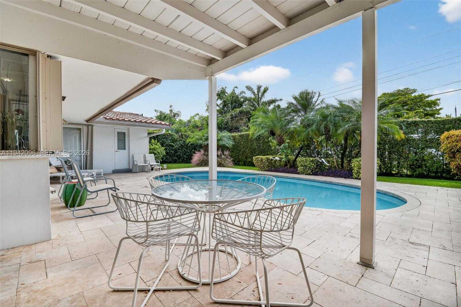 Small Image of 20610 NORTH EAST 22ND CT, Miami Number 39