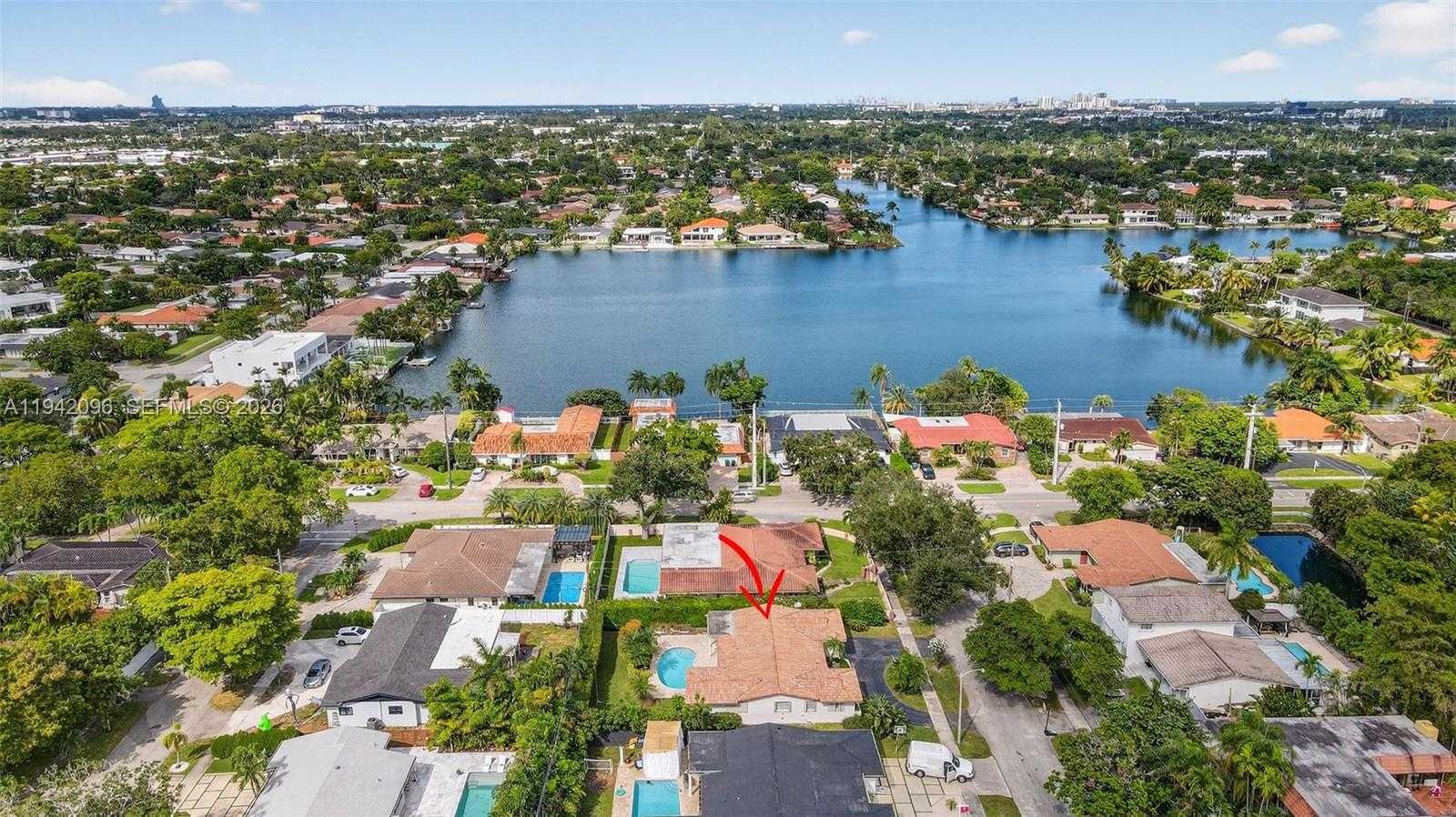 Small Image of 20610 NORTH EAST 22ND CT, Miami Number 58