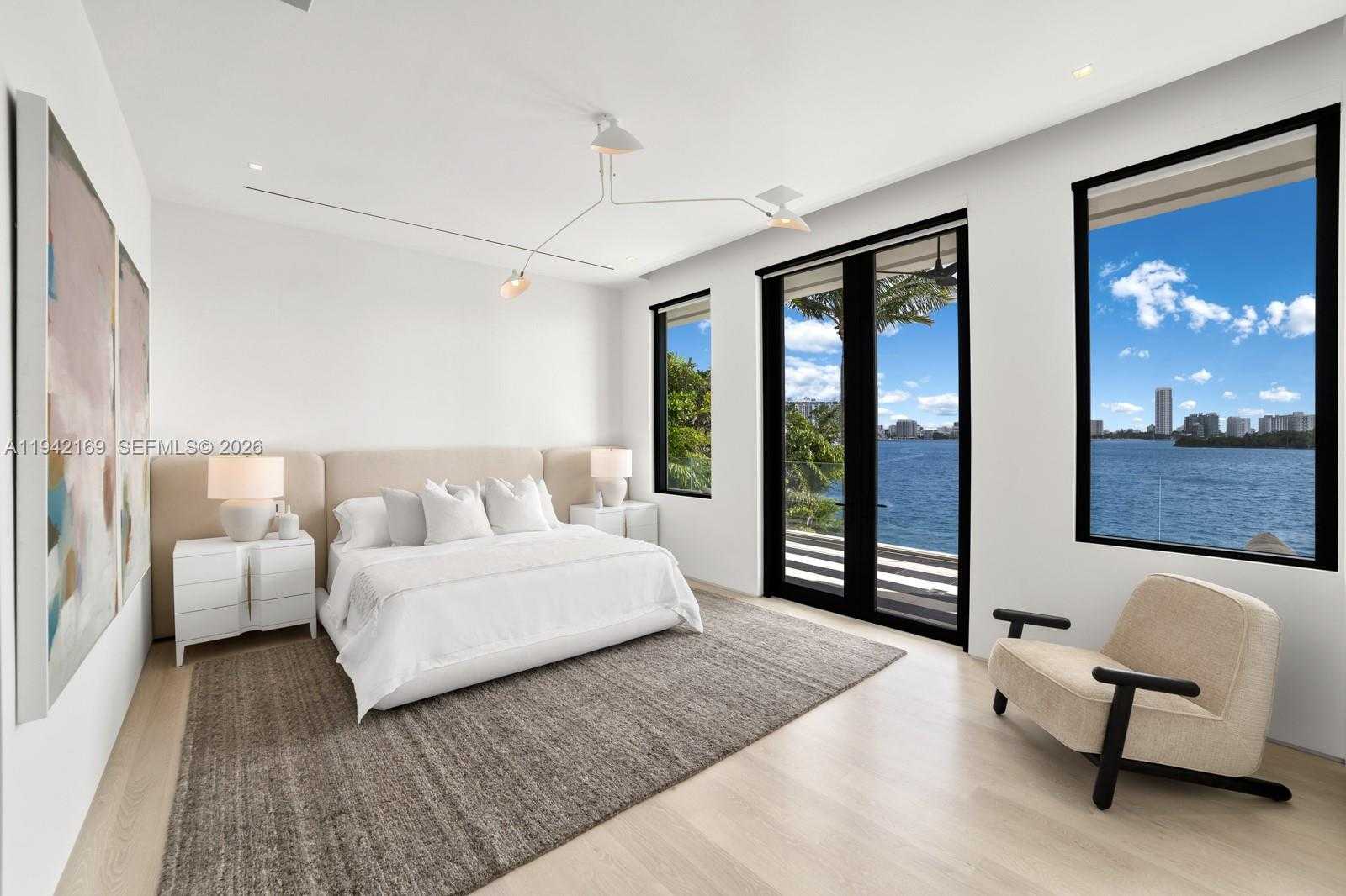 Small Image of 33 EAST DILIDO DR, Miami Beach Number 29