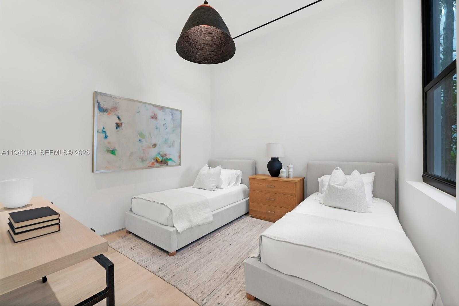 Small Image of 33 EAST DILIDO DR, Miami Beach Number 39