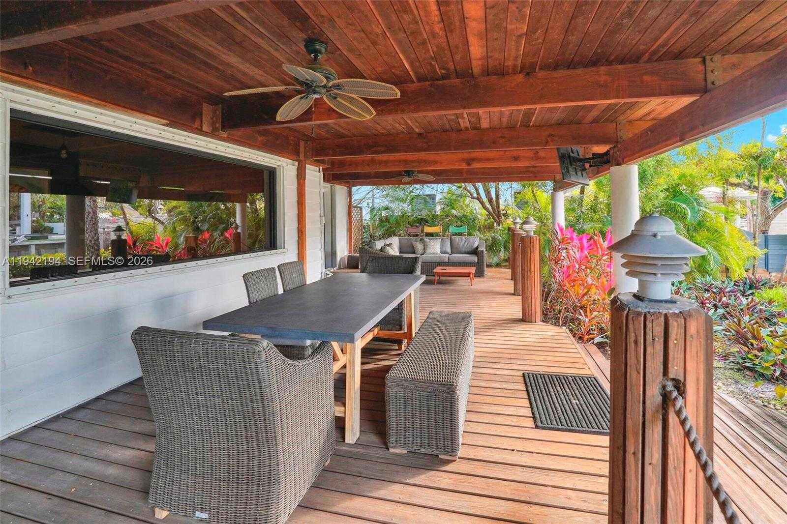 Small Image of 335 CORAL WAY, Fort Lauderdale Number 28