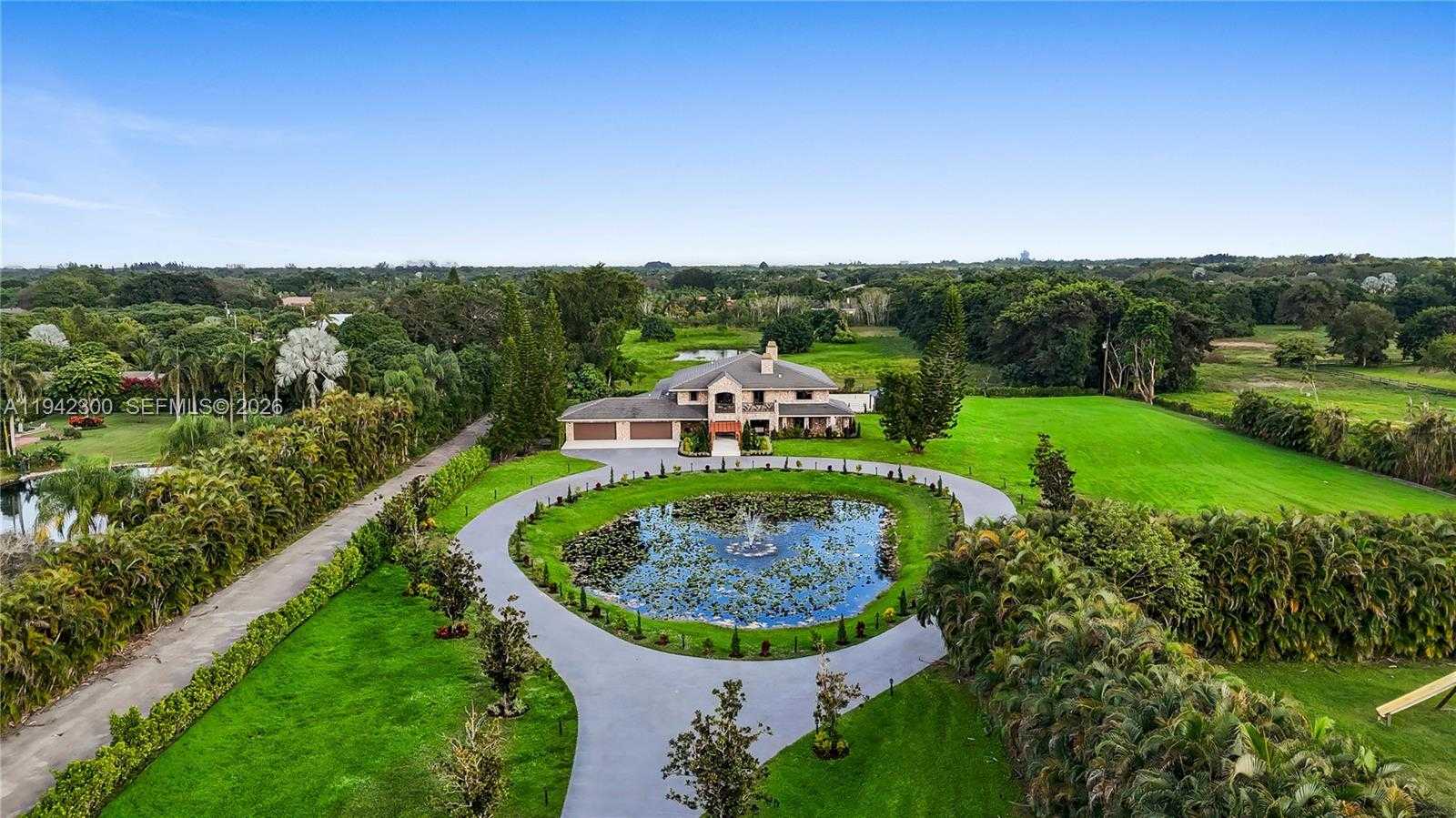 Small Image of 3320 SOUTH WEST 121ST AVE, Davie Number 2