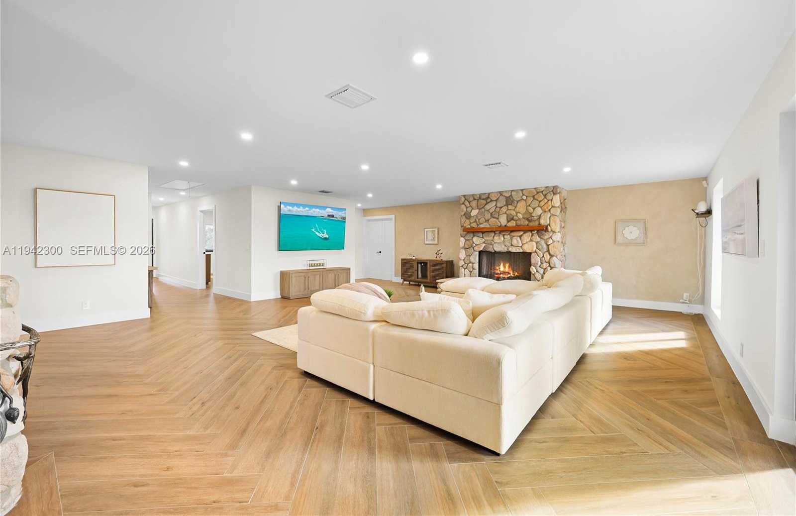 Small Image of 3320 SOUTH WEST 121ST AVE, Davie Number 41