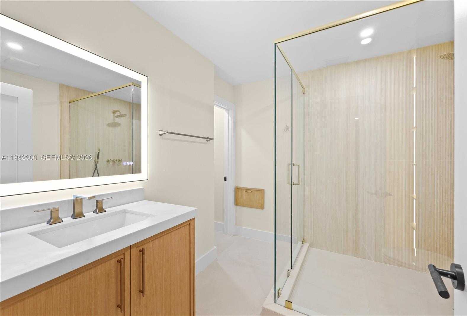 Small Image of 3320 SOUTH WEST 121ST AVE, Davie Number 63