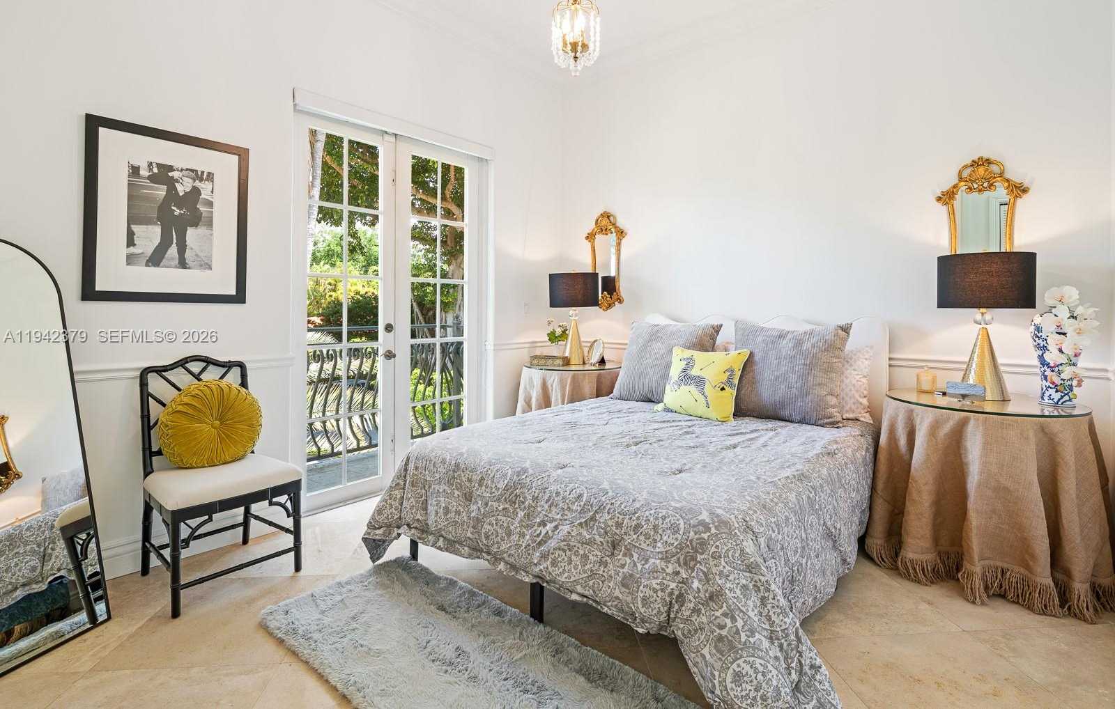 Small Image of 1224 ALMERIA AVE, Coral Gables Number 20