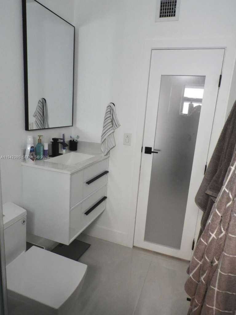 Small Image of 1220 NORTH WEST 125TH ST, North Miami Number 17