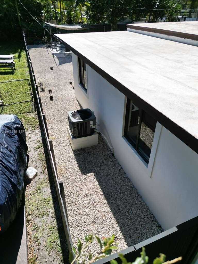 Small Image of 1220 NORTH WEST 125TH ST, North Miami Number 6