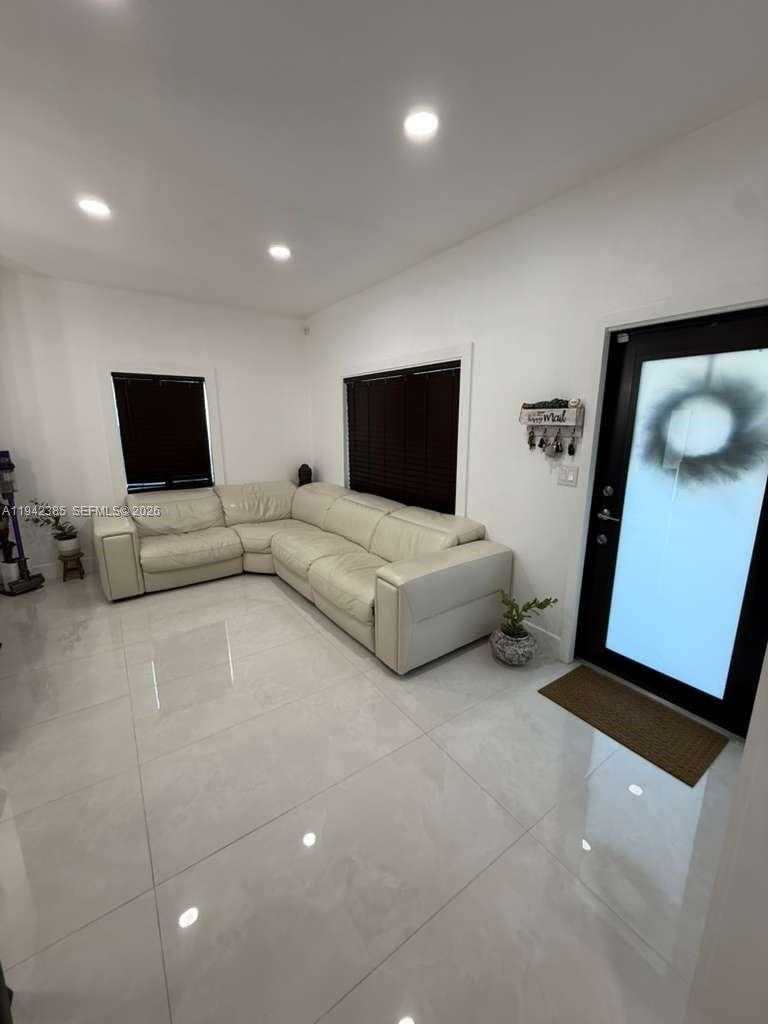 Small Image of 1220 NORTH WEST 125TH ST, North Miami Number 7