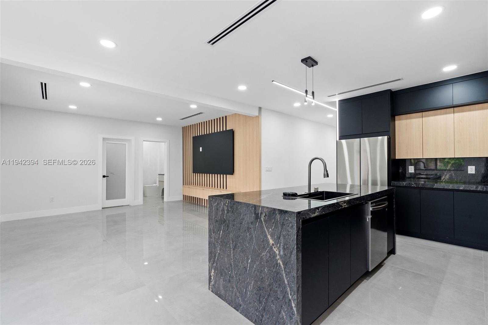 Small Image of 4800 SOUTH WEST 61ST AVE, Davie Number 10