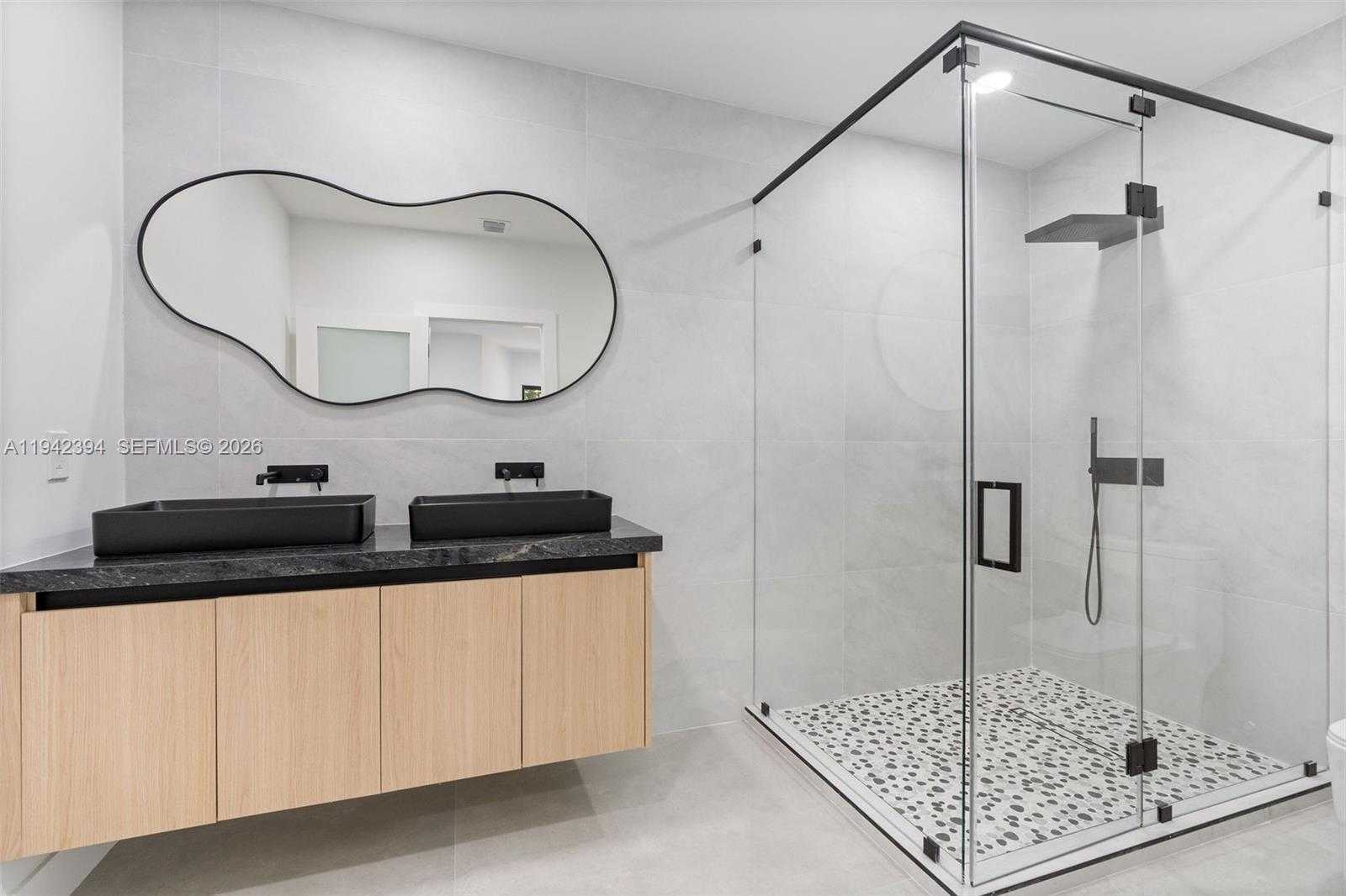 Small Image of 4800 SOUTH WEST 61ST AVE, Davie Number 21